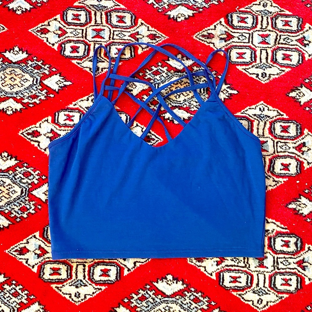 NWOT EARTHBOUND Strappy Crop Top